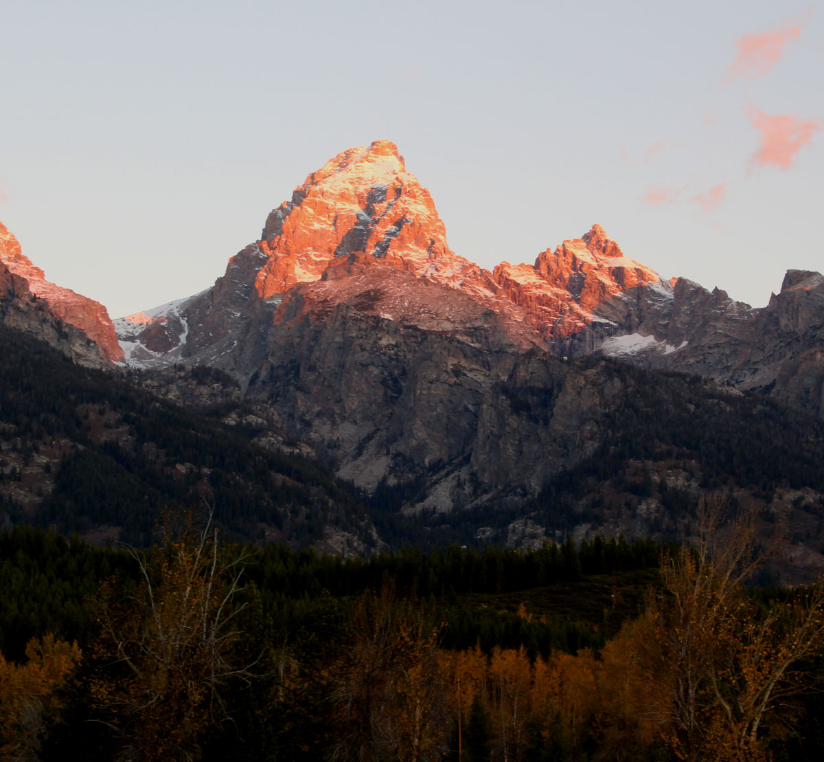 grand teton mountain at sunrise in fall